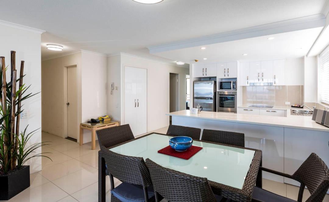 South Pacific Plaza - Official Aparthotel Broadbeach Exterior photo