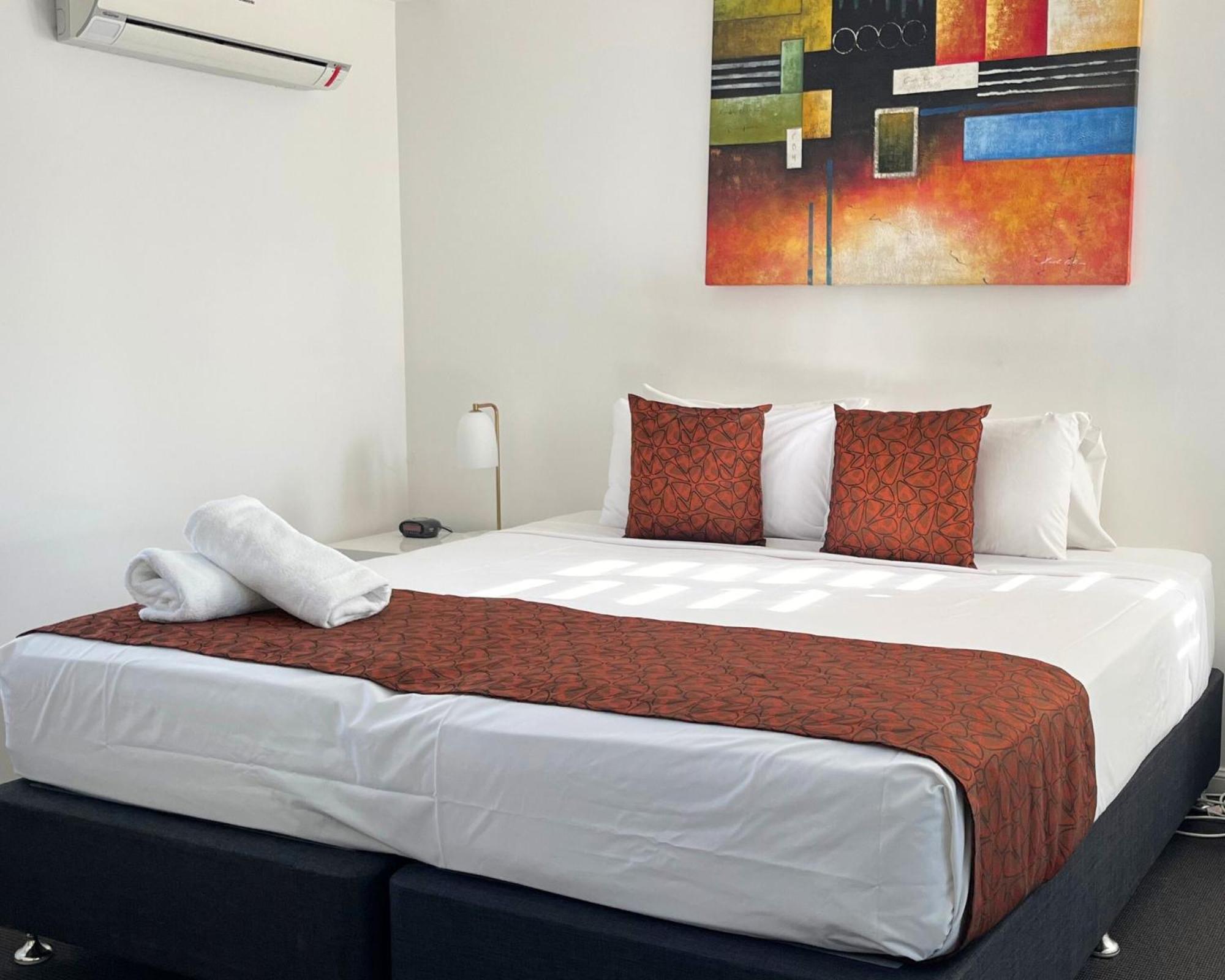 South Pacific Plaza - Official Aparthotel Broadbeach Exterior photo