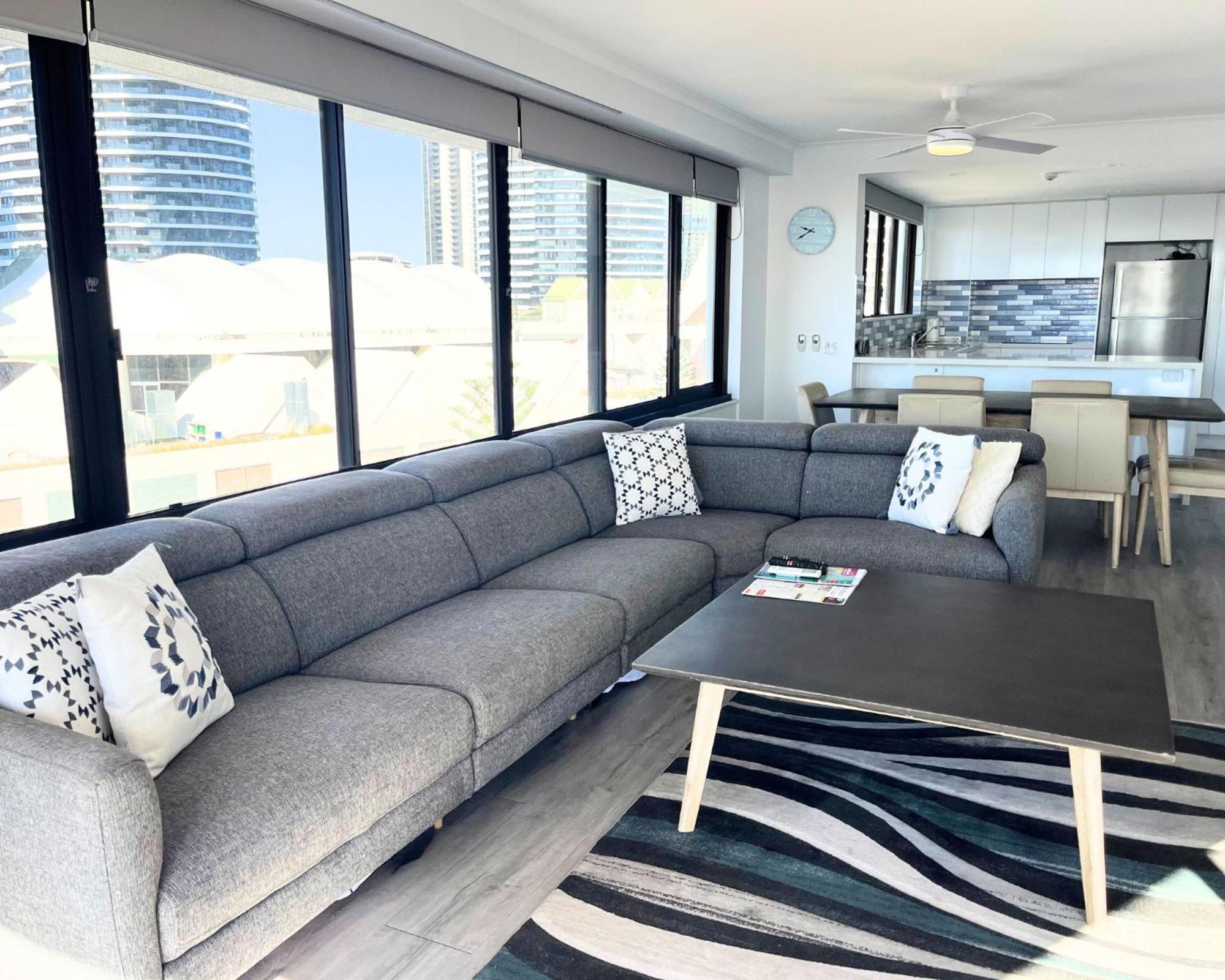 South Pacific Plaza - Official Aparthotel Broadbeach Exterior photo